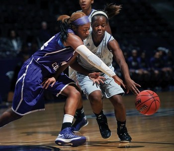 Wiley's Aliesha Carruthers (left) led Wiley to a 20-2 conference mark this season.