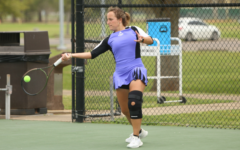 LSUA's Belen Blasco led the 10th-ranked Generals to a win over RRAC opponent LSUS.